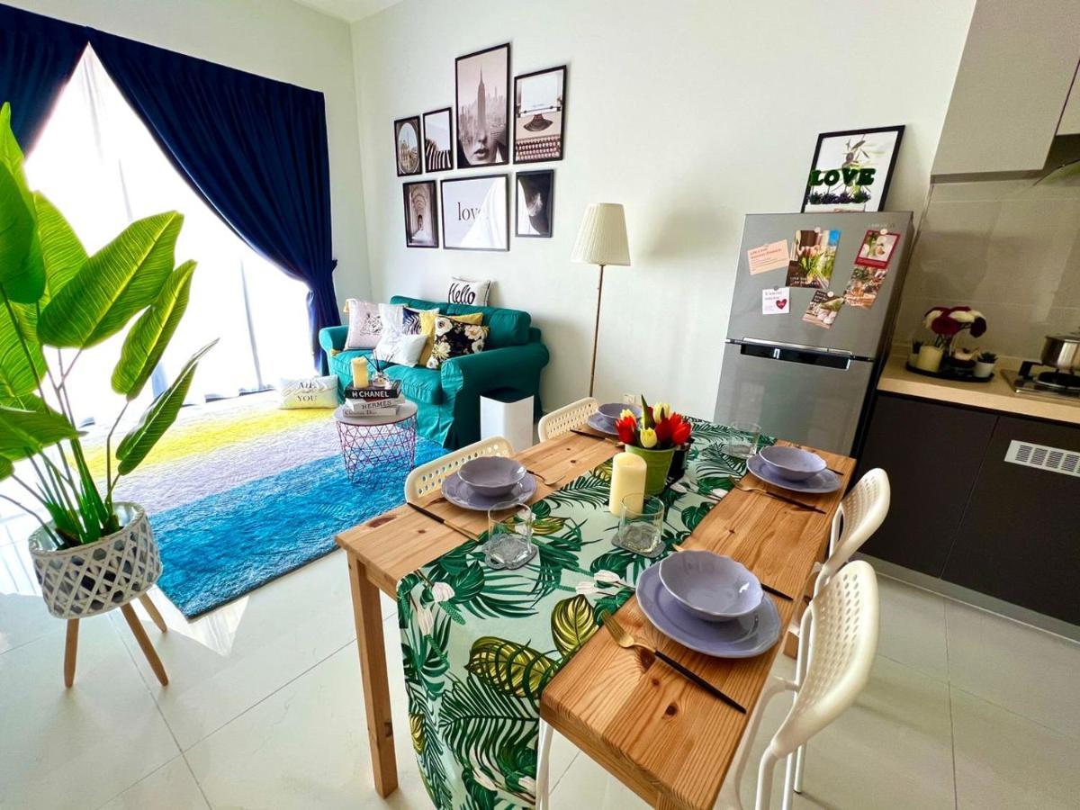 Apartemen Danga Bay 2br Cozy Zonewseaview By Our